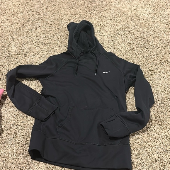 Nike Therma Fit - Picture 1 of 2